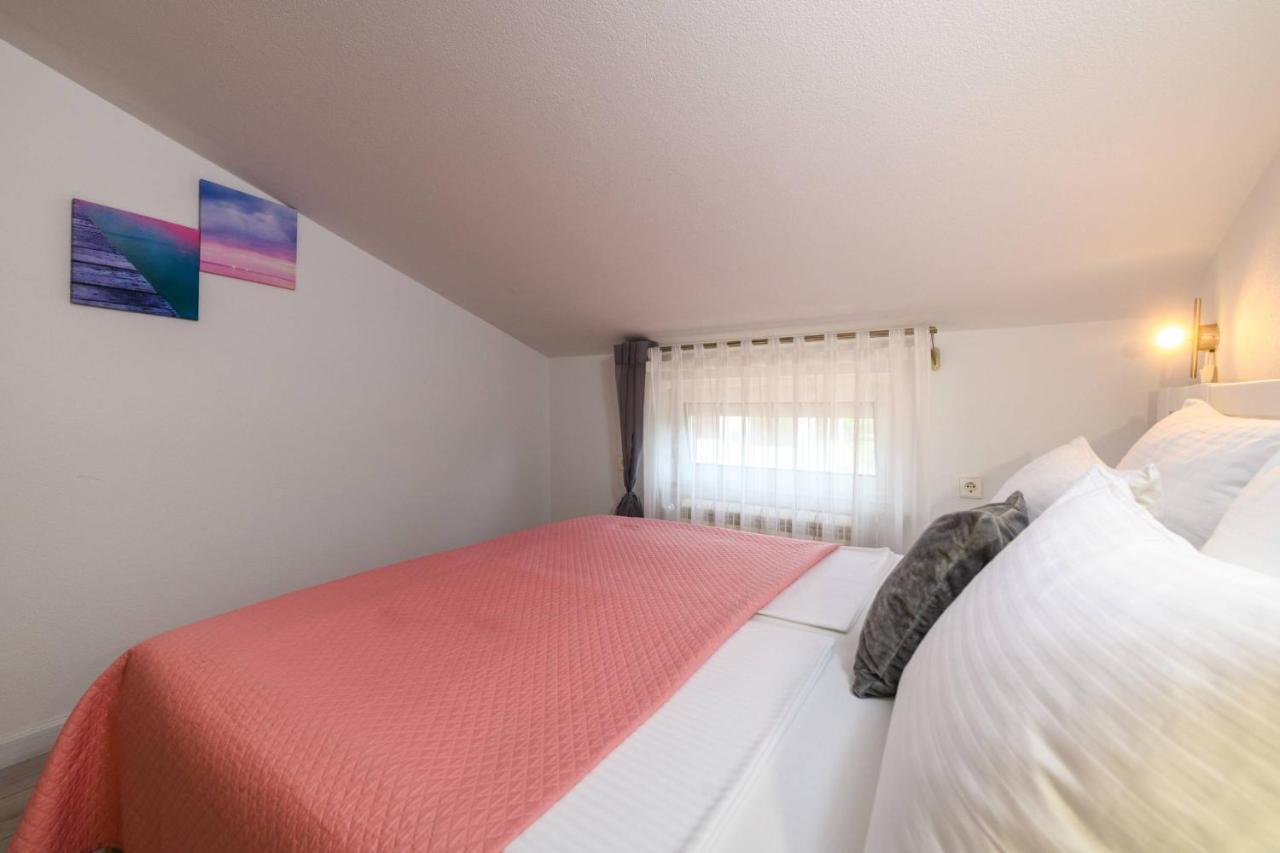 Apartment Somi *